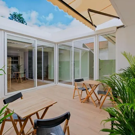 Apartment Lovely Fully Equipped Near Subway N1