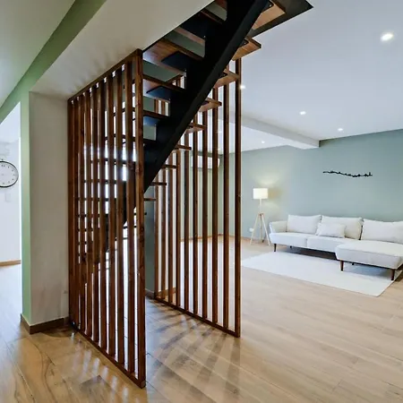 Lovely Fully Equipped Near Subway N1 Apartamento